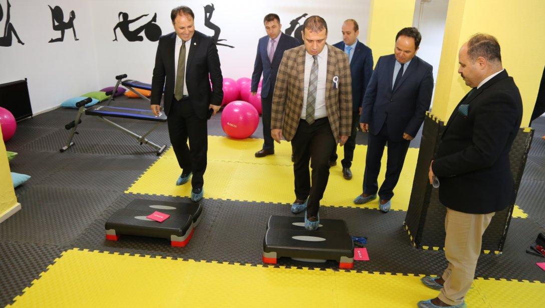 İlçemiz Atatürk Anadolu Lisesinde Fitness ve Spor Salonu Kuruldu