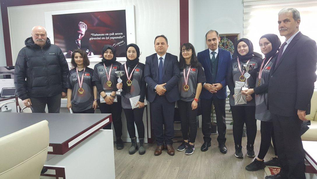 Ünye Anadolu Lisesi Genç Kızlar Atıcılık Takımımız Türkiye Şampiyonu Oldu