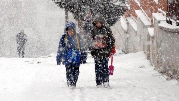 07.01.2019 Pazartesi Günü Yüksek Kar Seviyesi ve Buzlanma Nedeniyle Eğitim Öğretime Ara Verilen Okullarımız
