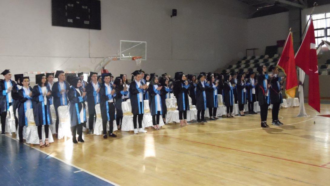Ünye Mustafa Rakım Anadolu Lisesi Mezuniyet Programı