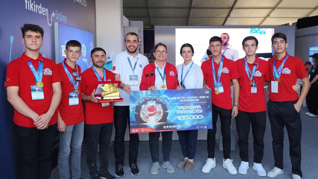 Ünye Mehmet Necati Vidinli Mesleki ve Teknik Anadolu Lisesi Meslek Liseliler Takımımız TEKNOFEST Sağlıkta Yapay Zeka Yarışmasında Türkiye 1.liği Ödüllerini Aldılar