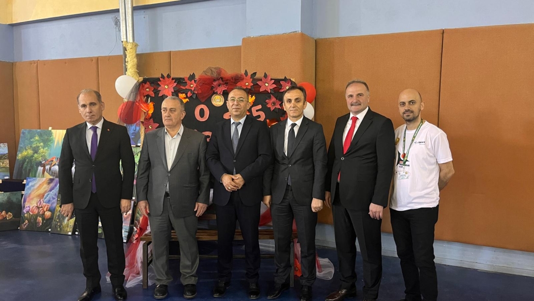 Ünye Mehmet Refik Güven Anadolu Lisemizde Tübitak 4006 Bilim Fuarı Açılışı Gerçekleştirildi