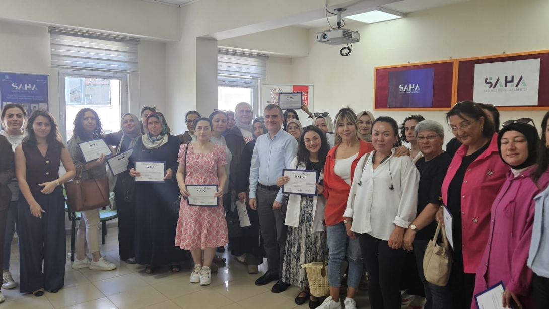 2025 Aile Yılı Kapsamında Mürüvvet Vidinli Halk Eğitimi Merkezi Usta Öğreticilerimize Sağlıklı Yaşam Semineri Verildi