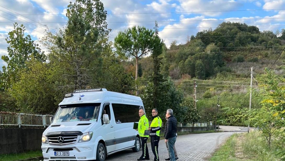 Okul Servis Araçları Denetimlerimiz Devam Ediyor 