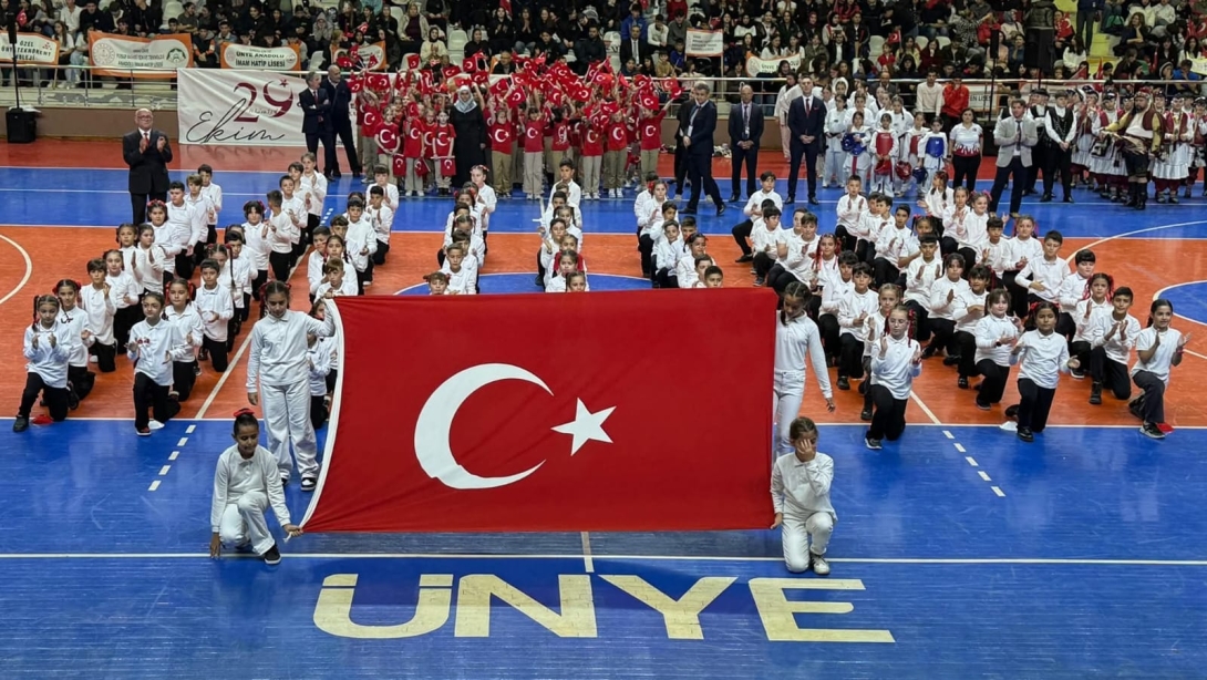 29 Ekim Cumhuriyet Bayramı Kutlama Töreni Gerçekleştirildi 